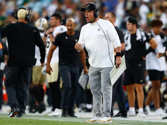 New Orleans Saints head coach Sean Payton directs his team against the Green Bay Packers. Mandatory Credit: Nathan Ray Seebeck-USA TODAY